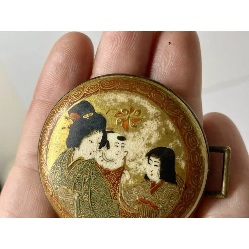 Antique Japanese Satsuma Belt‎ Buckle Geisha Design Meiji Hand Painted READ